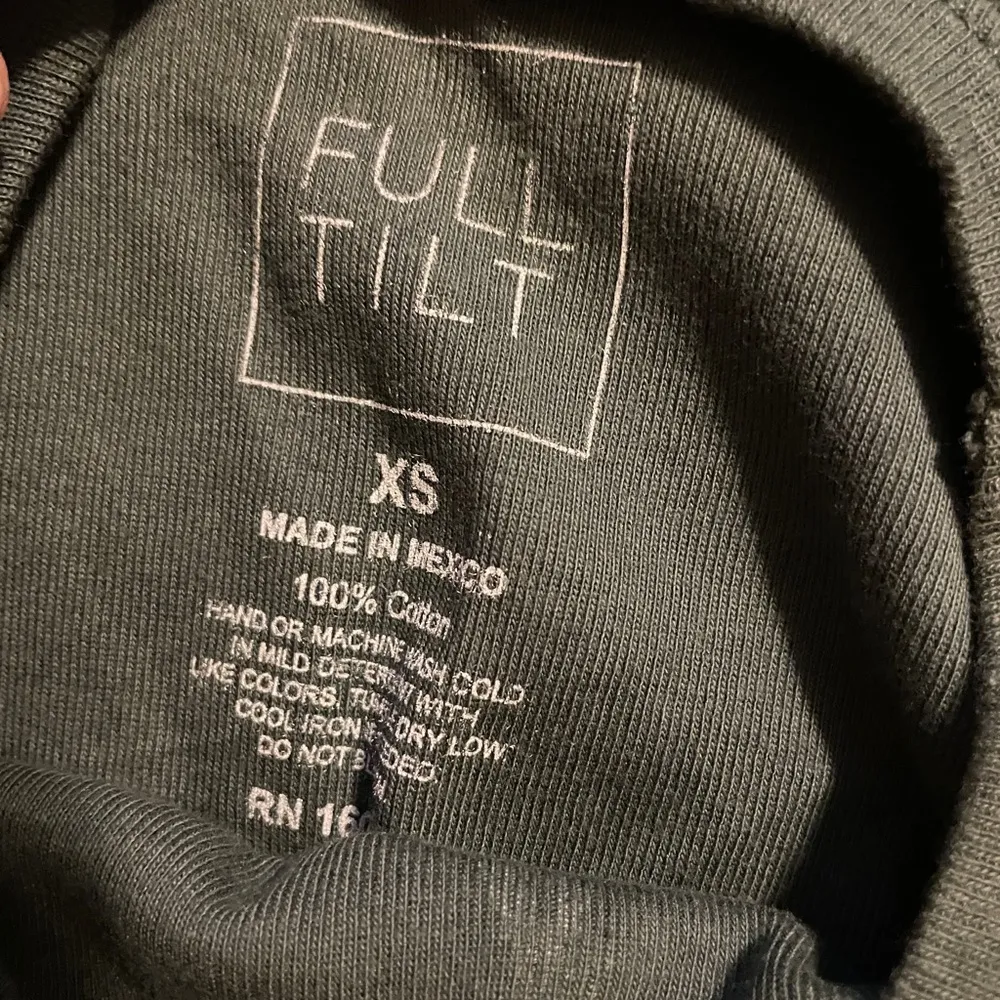 NWOT Full Tilt 100% Cotton Dark Green Raised Floral Long Sleeve Top XS Preppy - Image 5