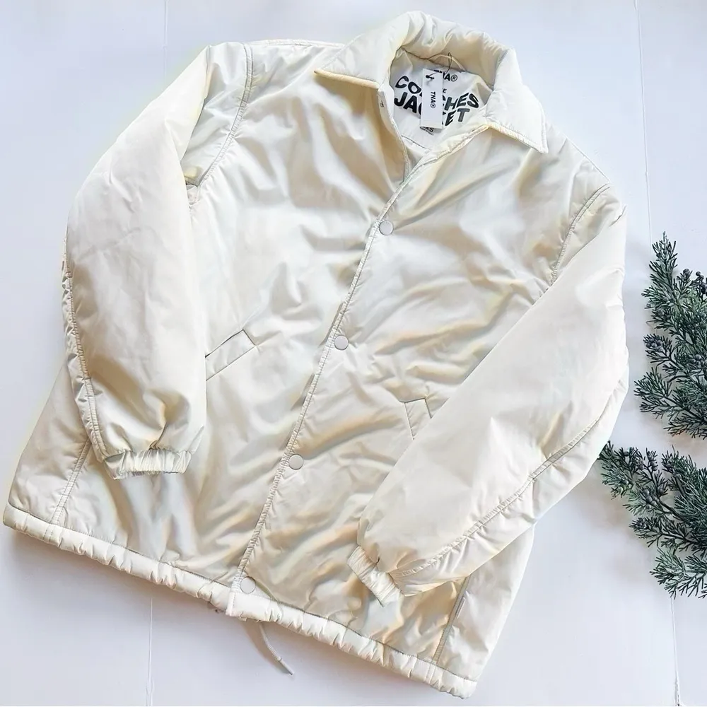 Aritzia Tna Women’s Coaches Jacket Limited Edition Matte Pearl Oversized - Image 2