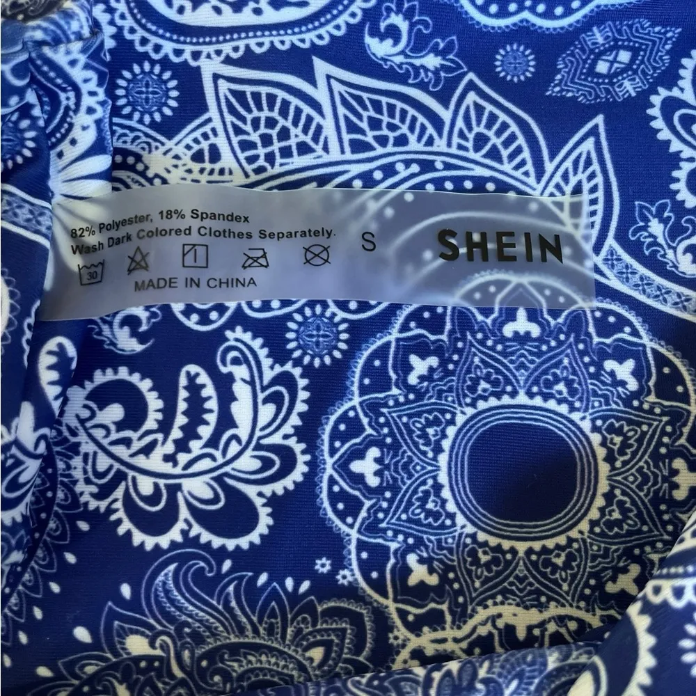 SHEIN Royal Blue Bandana Paisley Design Strapless Lace Back Bikini Size Small - Image 7