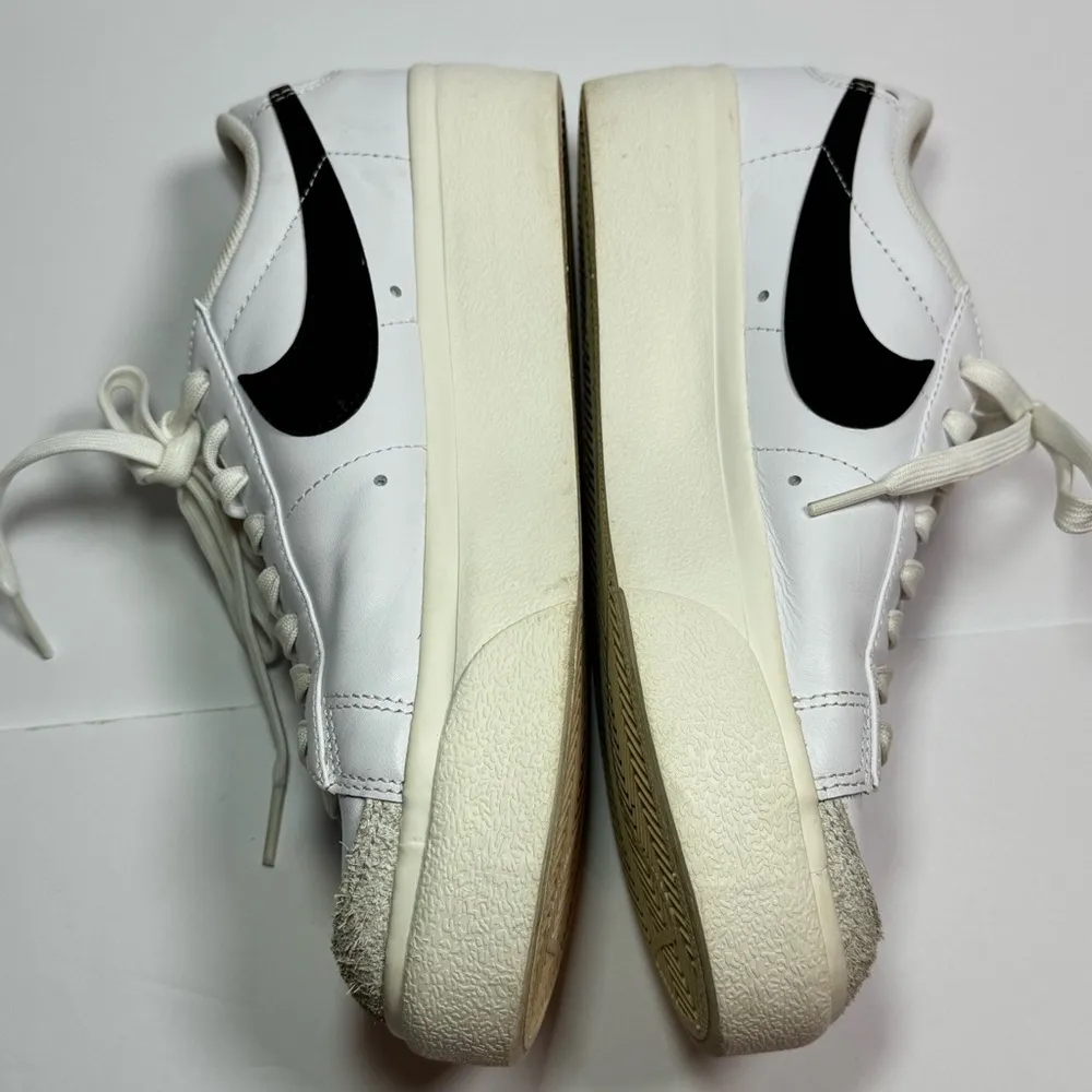 Nike Blazer Classic White and Black Low-Top Sneakers 7.5 - Image 7