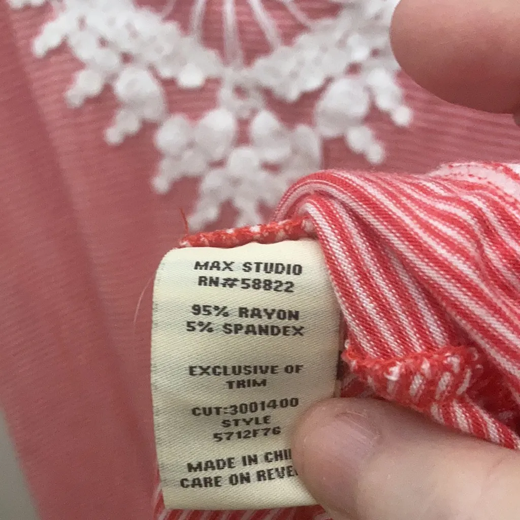 FINAL MARKDOWN Max studio shark bite tunic small - Image 5