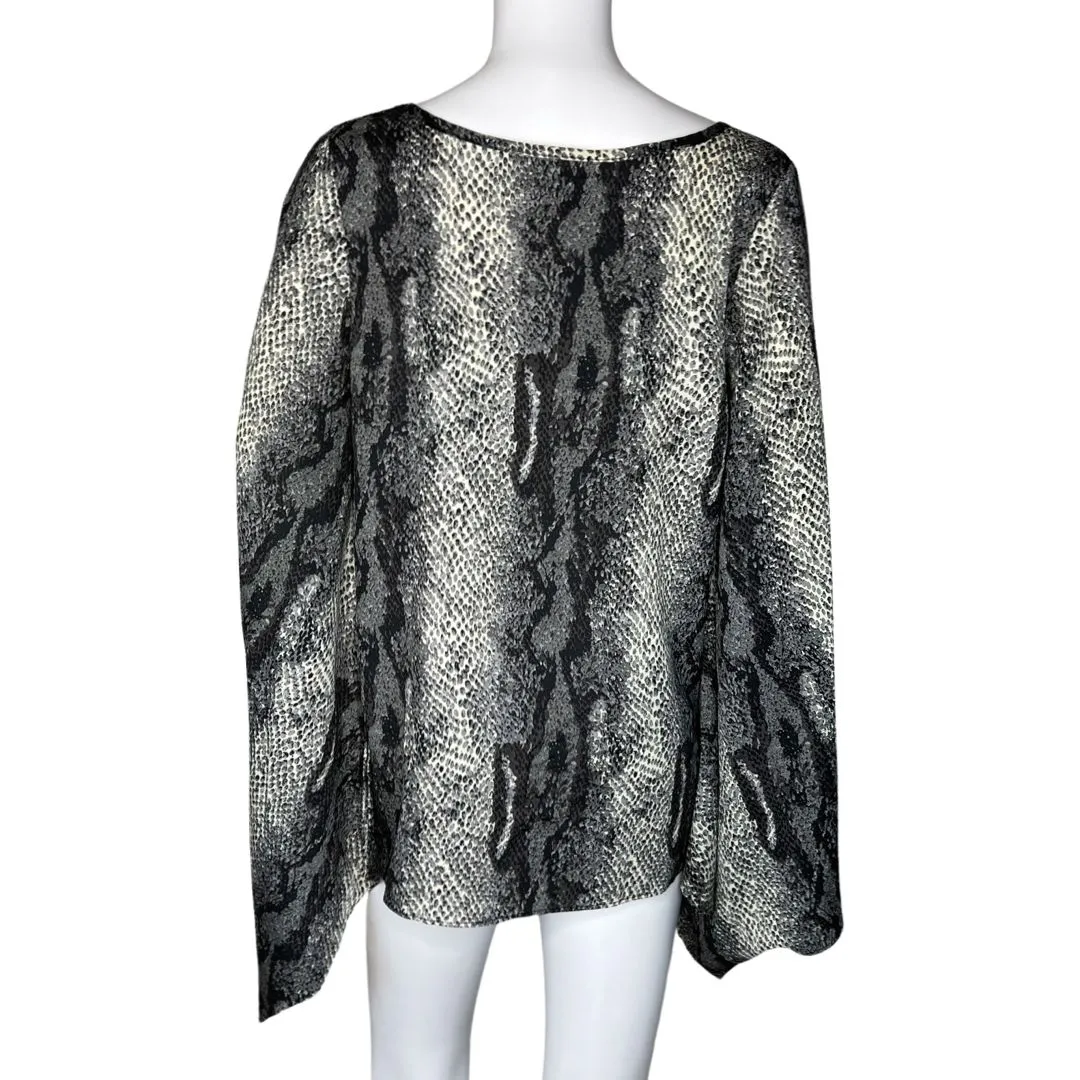 Show Me Your Mumu Shirt Womens Small‎ Gray Snake Print Python Print Poncho Edgy - Image 5
