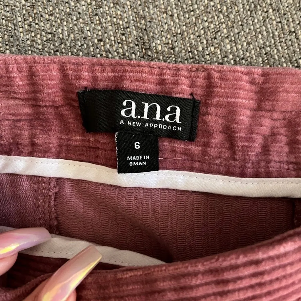 Old Navy Women's Mini Skirt Set - Tan, Pink, Black - Image 7