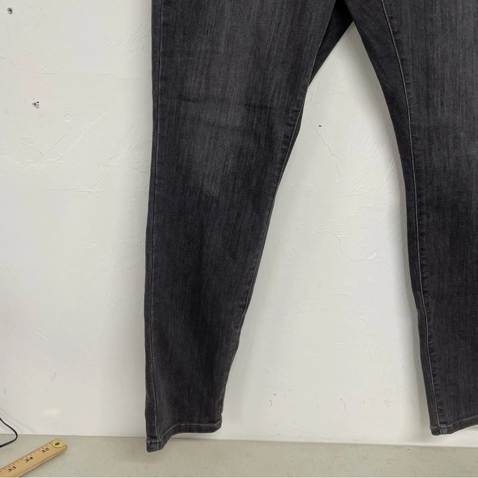 Universal Thread Grey High Rise Skinny Jeans Smooths & Sculpts Womens 12 Denim - Image 11