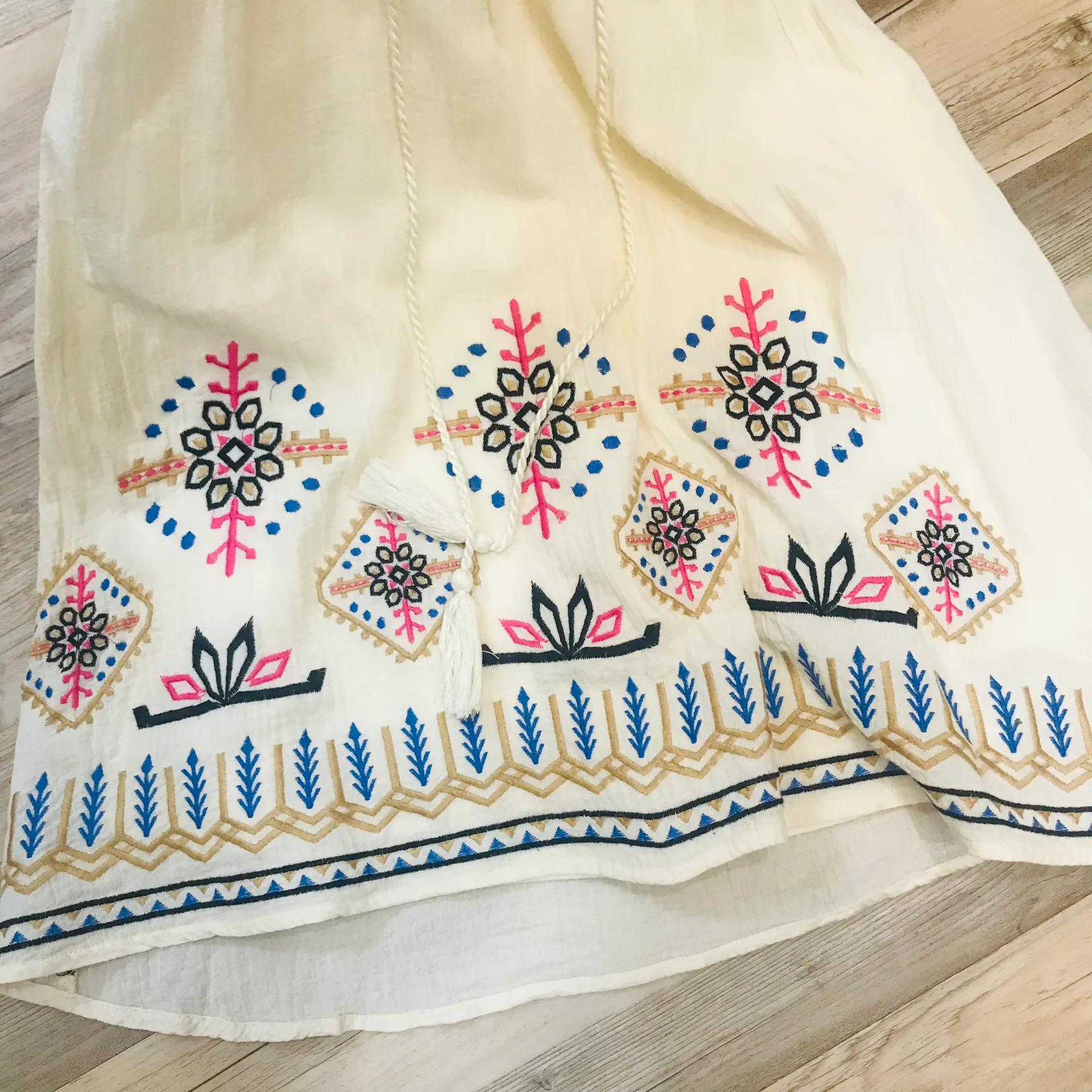 Embroidere Dress small - Image 8