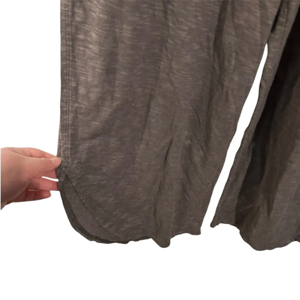 Garnet Hill Gray Storm Cloud Oasis Wide Leg Crop
Jersey Pajama Lounge Pants - Image 7