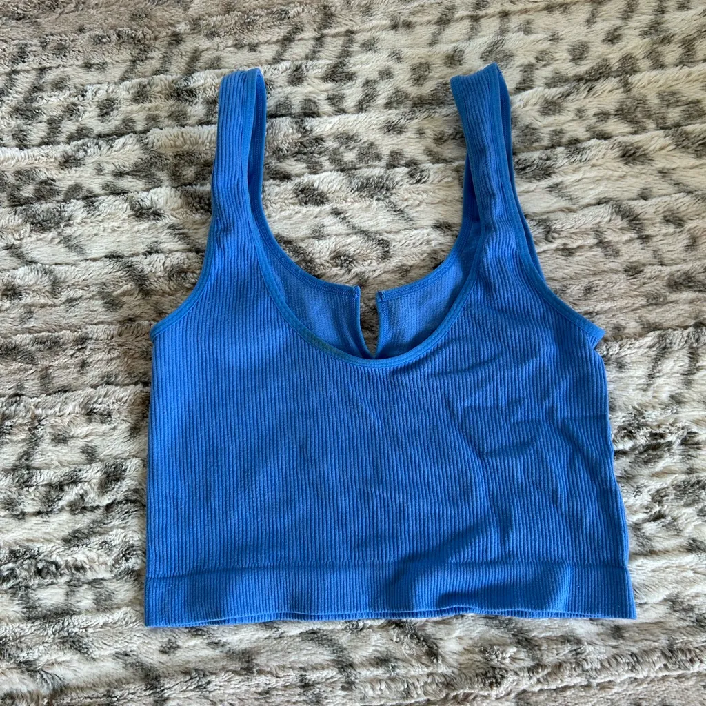 Blue Ribbed Crop Top - Image 3