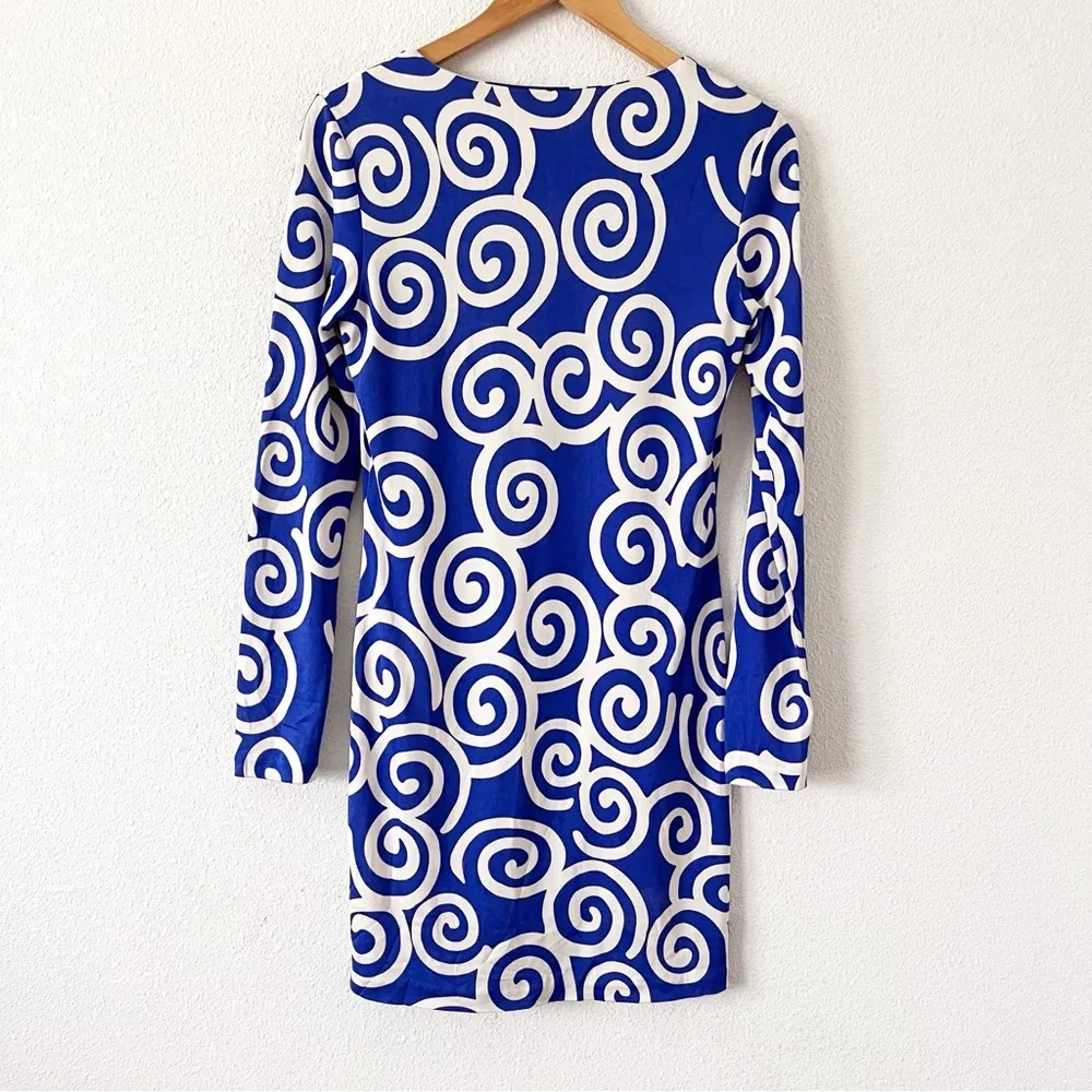 Diane Von Furstenberg Long Sleeve Silk Mini Dress in Blue White Swirls - Image 7