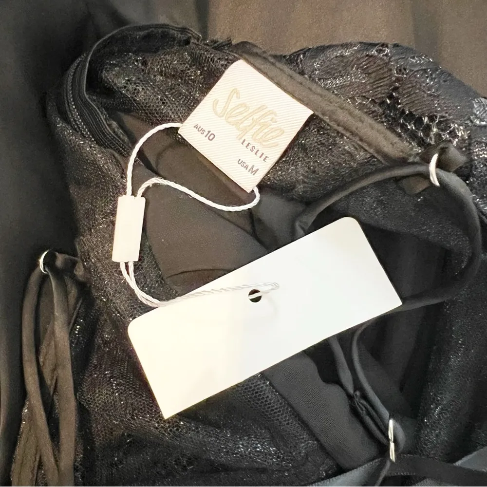 Selfie Leslie Trophy Lace Bodice Midi Dress Black Satin Size Medium M NWT - Image 4