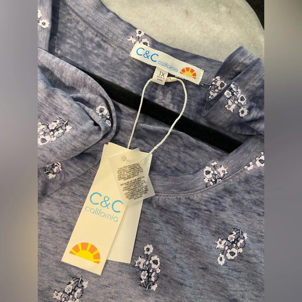 NWT C&C California Size 1X Blue Floral Lightweight Long Sleeve Burnout Tee Shirt - Image 10