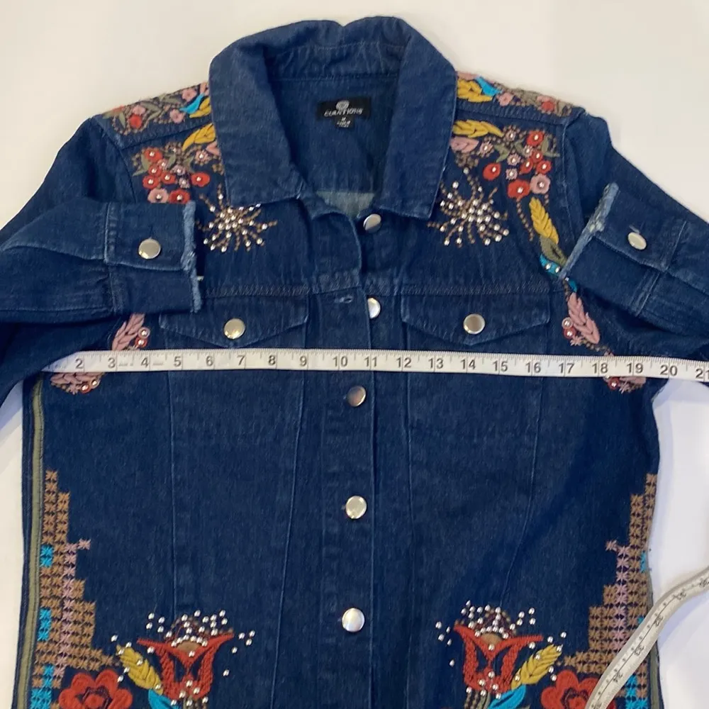 Curations Long Sleeve Button Down Denim Jacket Embroidered Studded EUC Sz M Size M - Image 8