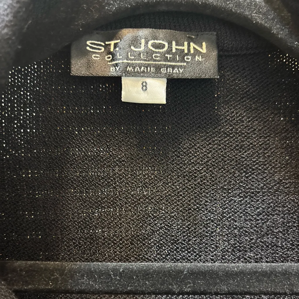 St. John Navy Skirt Suit with White Accents - Image 6