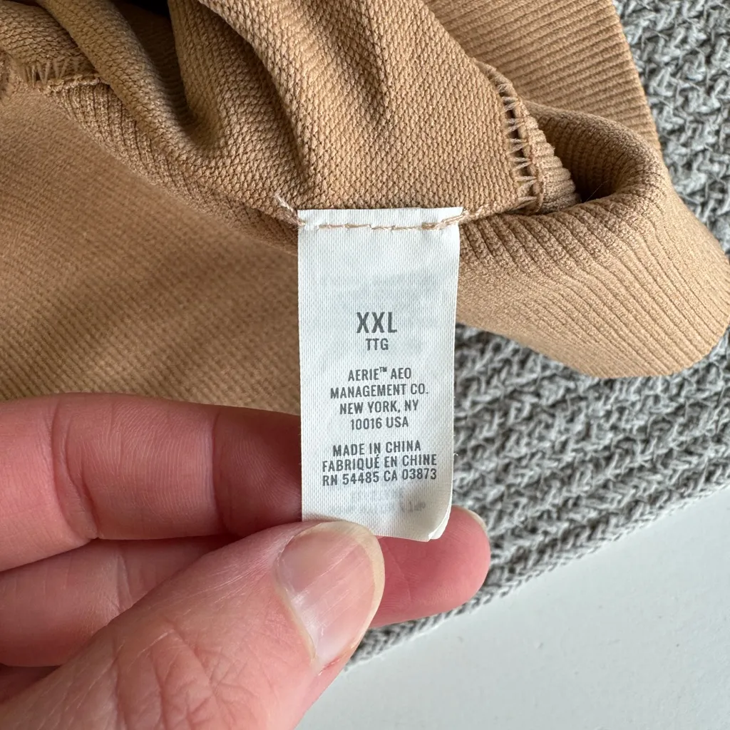 Aerie Offline Seamless Cropped Camel Workout Top Tan Short Sleeve Size XXL - Image 8