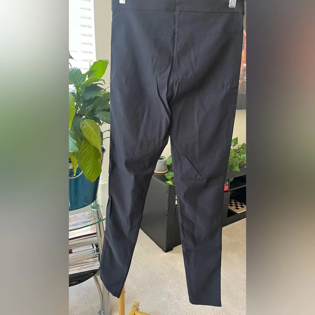 Divided by H&M stretchy black pants - Image 2