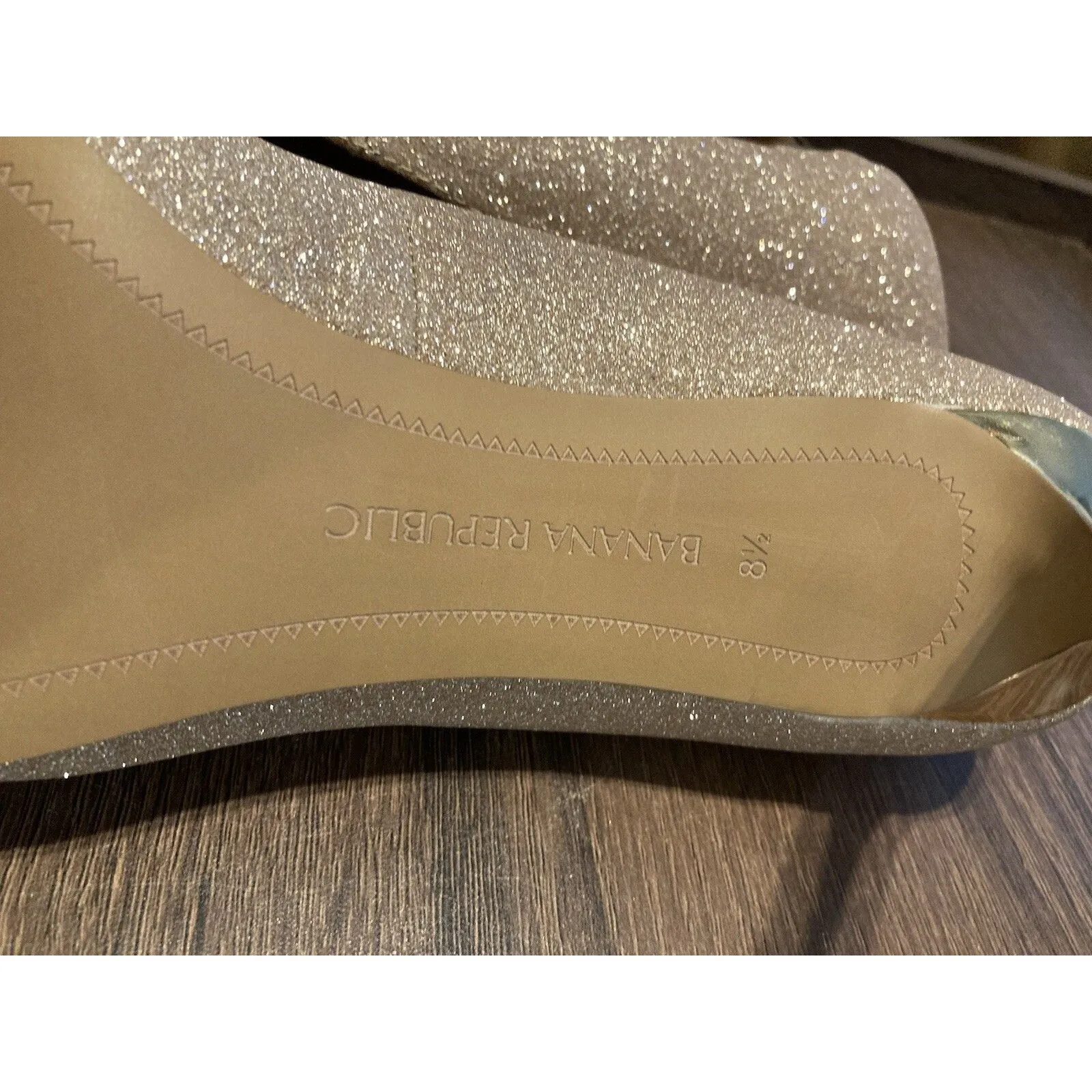 Banana Republic Madison Cat Heel Pump Gold Heel Blush Pink Sparkle Shimmer 8.5 - Image 9