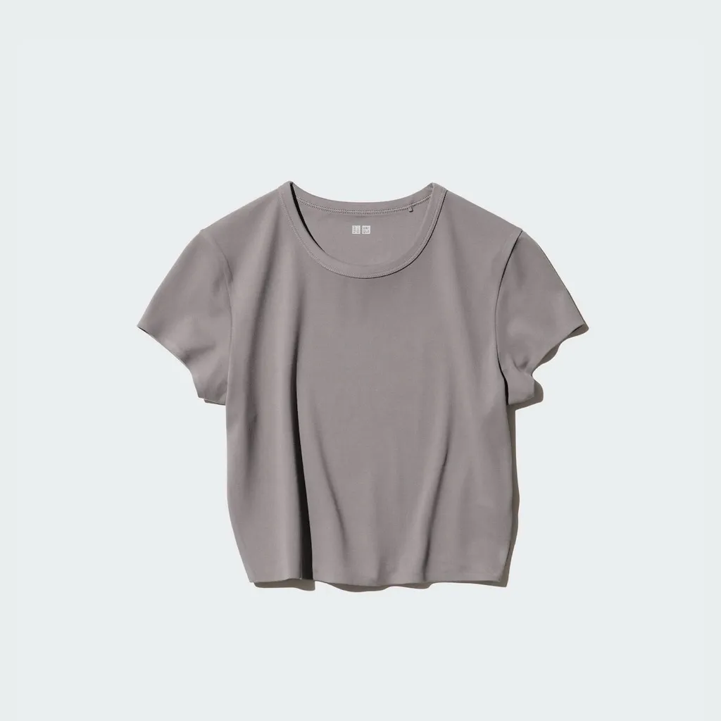 Uniqlo Airism Soft Cropped Tshirt - Image 10