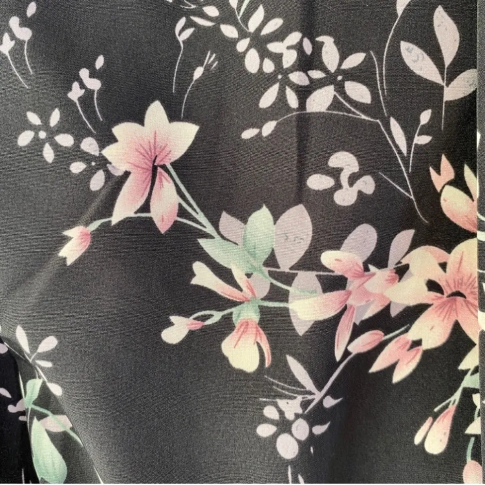 Women’s black floral dress spaghetti straps L tie front fl… - Image 8