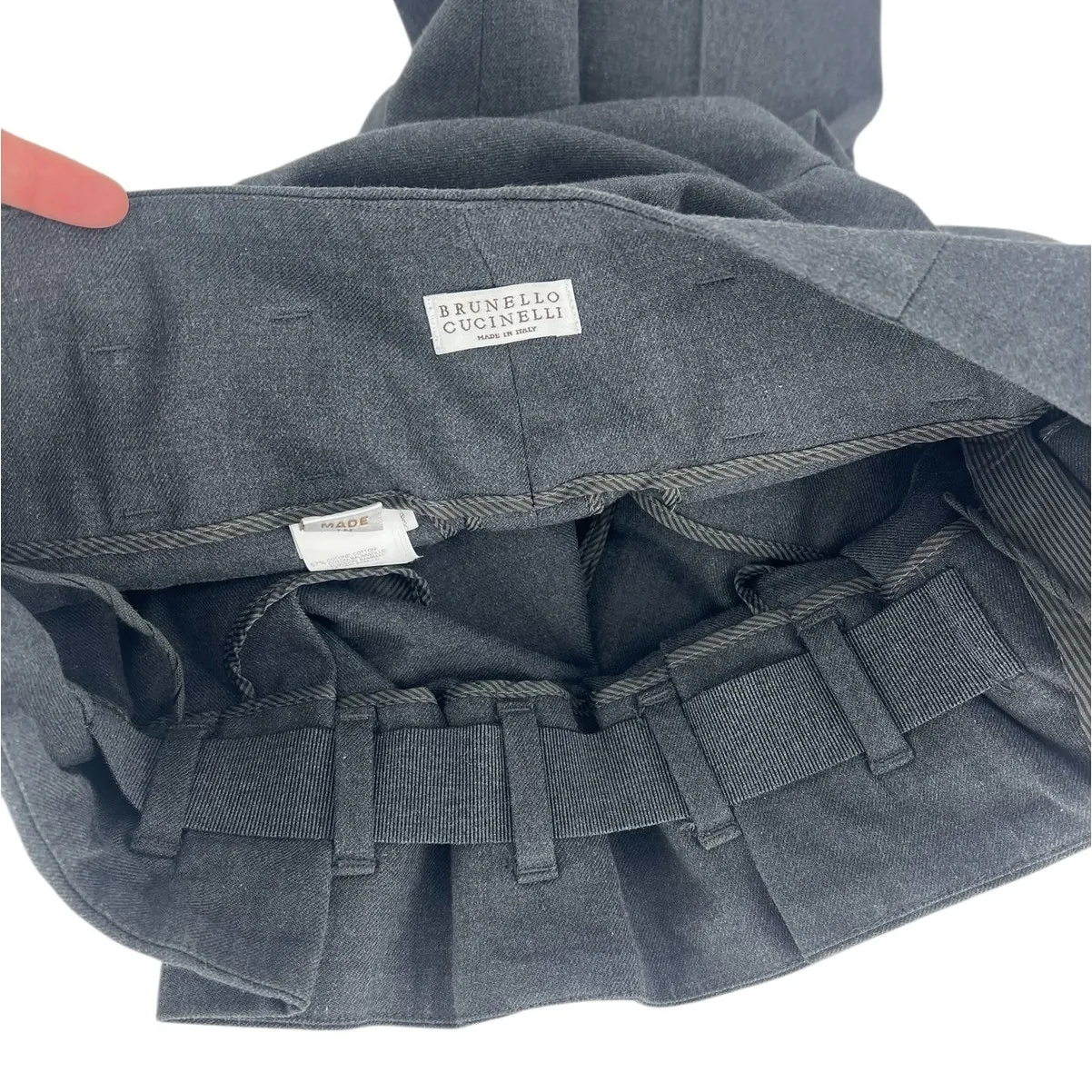 Brunello Cucinelli Virgin Wool Blend Ruffle Waistband Pants in Gray - Image 6