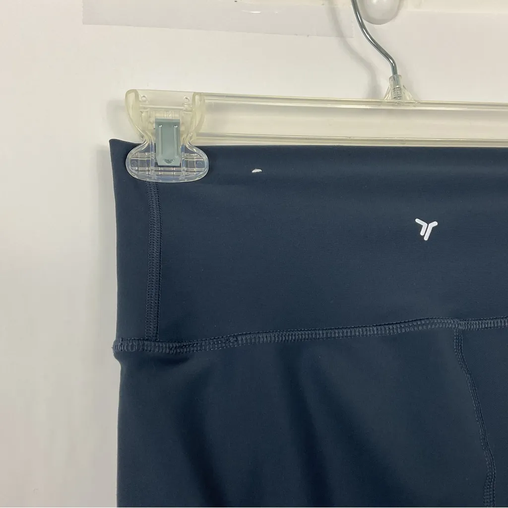 Old Navy Active Powersoft Go Dry High‎ Rise Cropped Leggings Size Small - Image 4