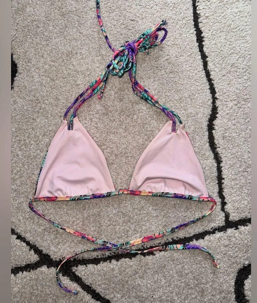 LA Hearts Pacsun Hibiscus Floral Bikini Top - Image 4