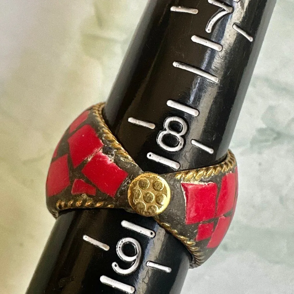 Tribal Nepalese Mosaic Ring – Coral & Lapis Inlay, Brass Setting Red - Image 10