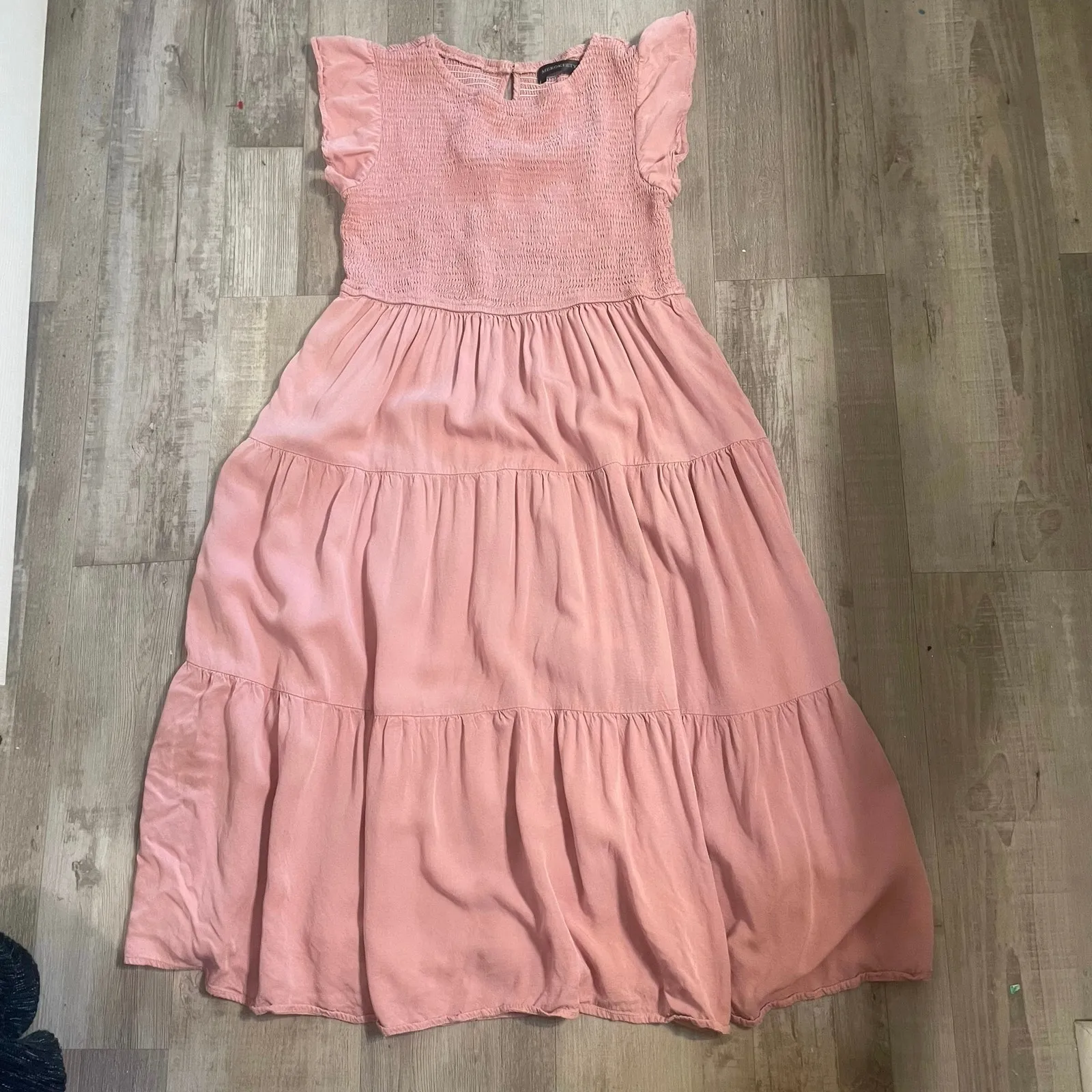 MEROKEETY FLUTTER SLEEVE V NECK SMOCKED TIERED MIDI DRESS SIZE L - Image 7