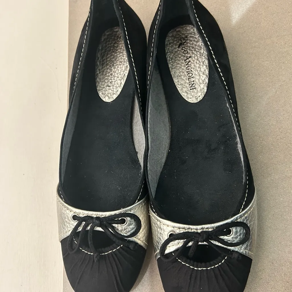 Flats Chic Black and Silver Women's Flats see measurements- could not find size - Image 5