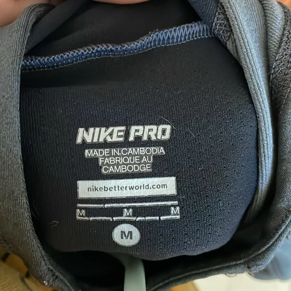 Nike Dri-FIT running hoodie - Image 3