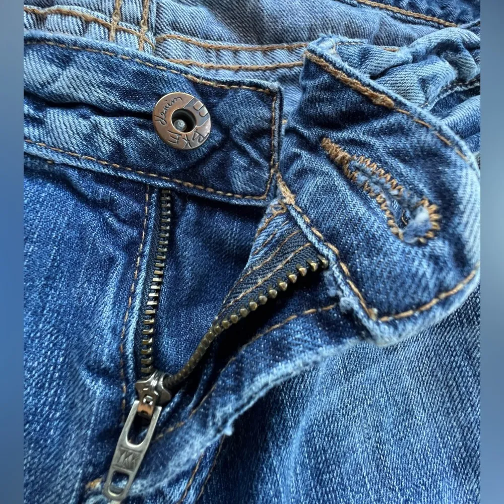 BKE  | women’s cropped denim jeans. Size: 30. - Image 3