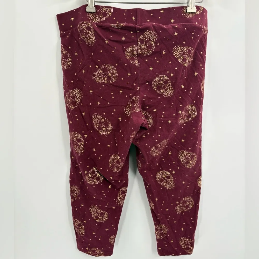 Torrid Gold Foil Star Sugar Skull Zinfandel Crop Leggings size 2x - Image 8