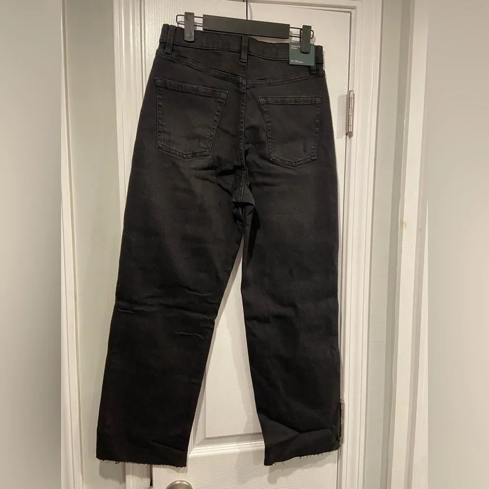 NWT Wild Fable Size 6 Highest Rise Straight Leg Black Distressed Jeans Raw Hem - Image 6