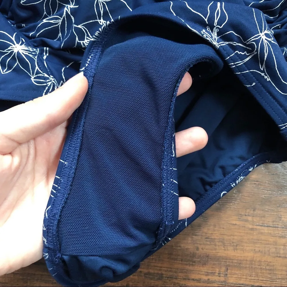 Niptuck Swim • Joanne one piece swimsuit Garden Line Foil navy silver floral Blue Size 4 - Image 8