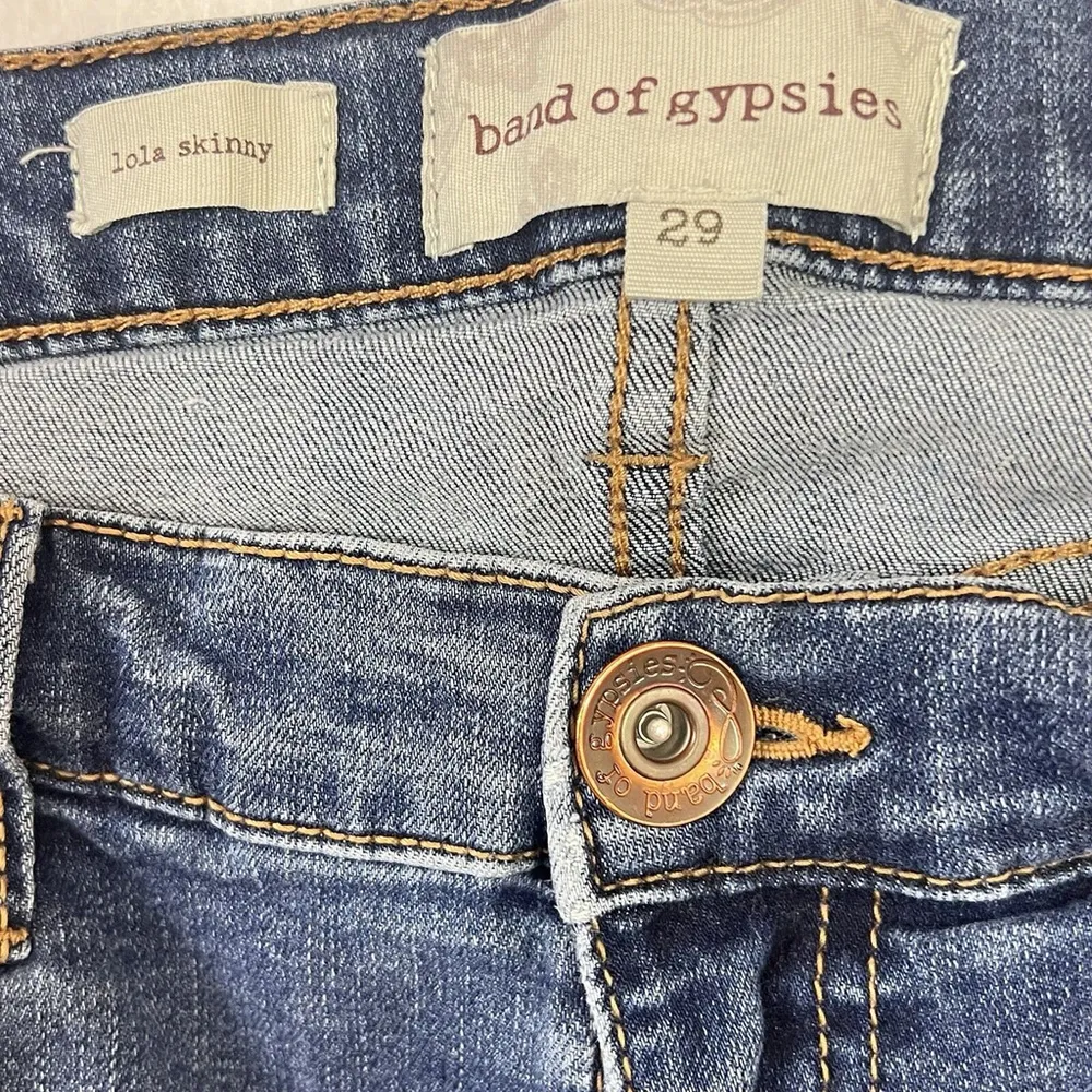 Band of Gypsies Lola Skinny Ankle Jeans Womens 29 Blue Denim Raw Hem Embroidered - Image 8