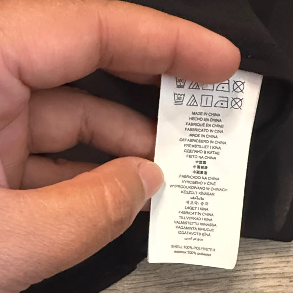 Michael Kors Black Leopard Print Short Sleeve Top size M - Image 8