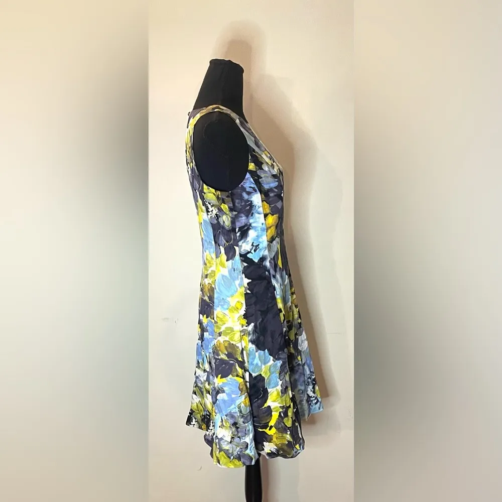 Maggy‎ London- Women's Paint Brush Blossom Fit-And-Flare Dress Size 8 - Image 3