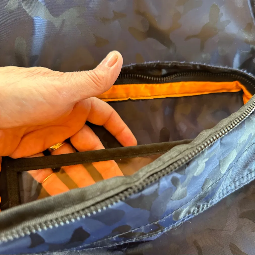 Slate & Stone Nylon Blue Camo Laptop Backpack - Image 11