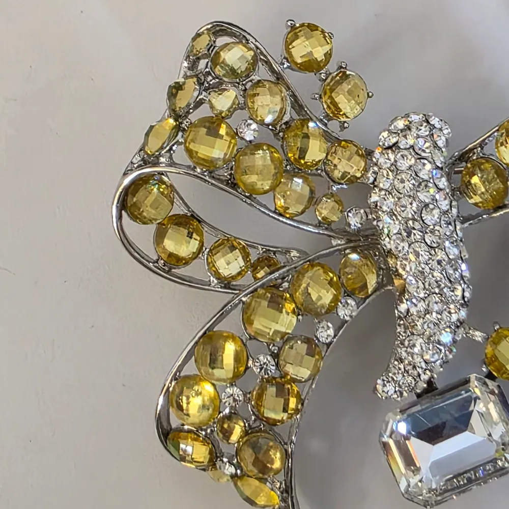 Large Vintage Bow Brooch Pin Yellow - Image 2