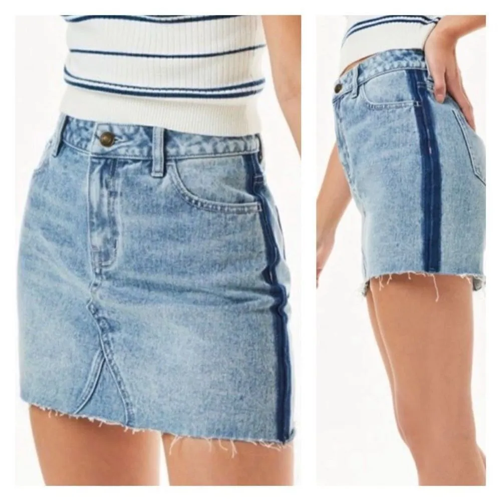 Pacsun denim blue deconstructed mini skirt‎ size 26” Size 2 festival concert - Image 2