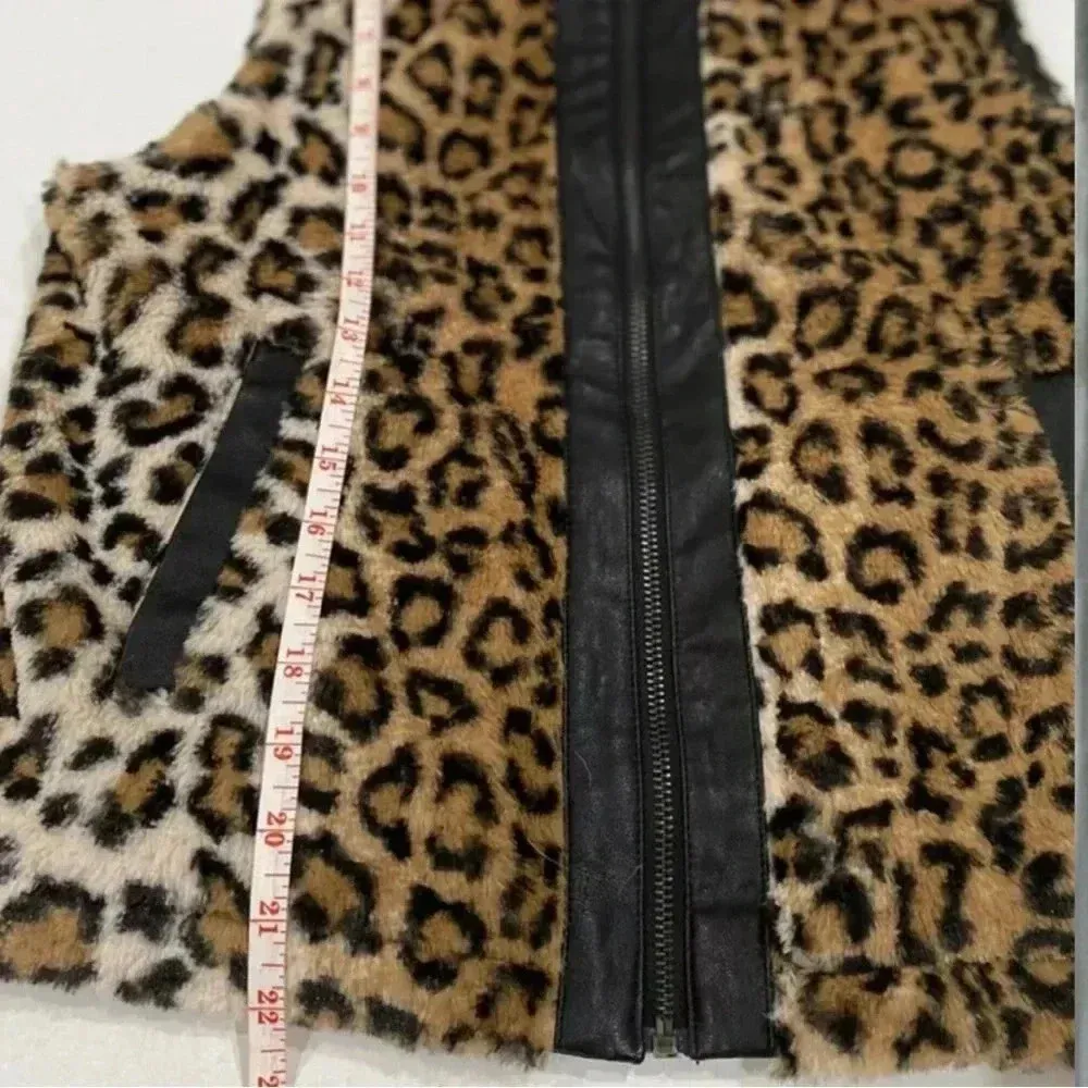 PROMESA Women’s Animal Print Vest Sz Small Full Zip Sleeveless Pockets Faux Fur - Image 7