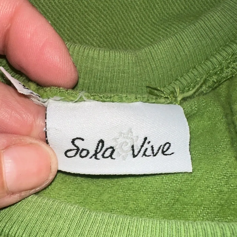 EUC SOLA VIVE GREEN SEA TURTLE SWEATSHIRT LONG SLEEVE SZ S/M - Image 9
