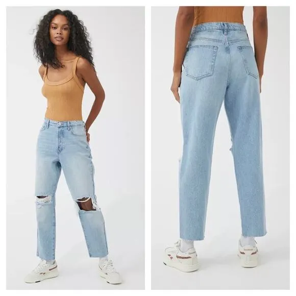 Urban Outfitters BDG High-Waisted Slim Straight Jean – Ripped Light Wash Size 26 - Image 2