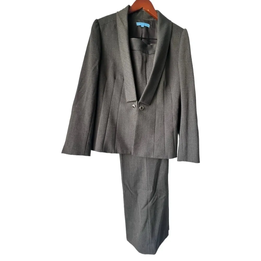 Women's Antonio Melani suits Blazer pant career two button front gray 12 & 8 - Image 4