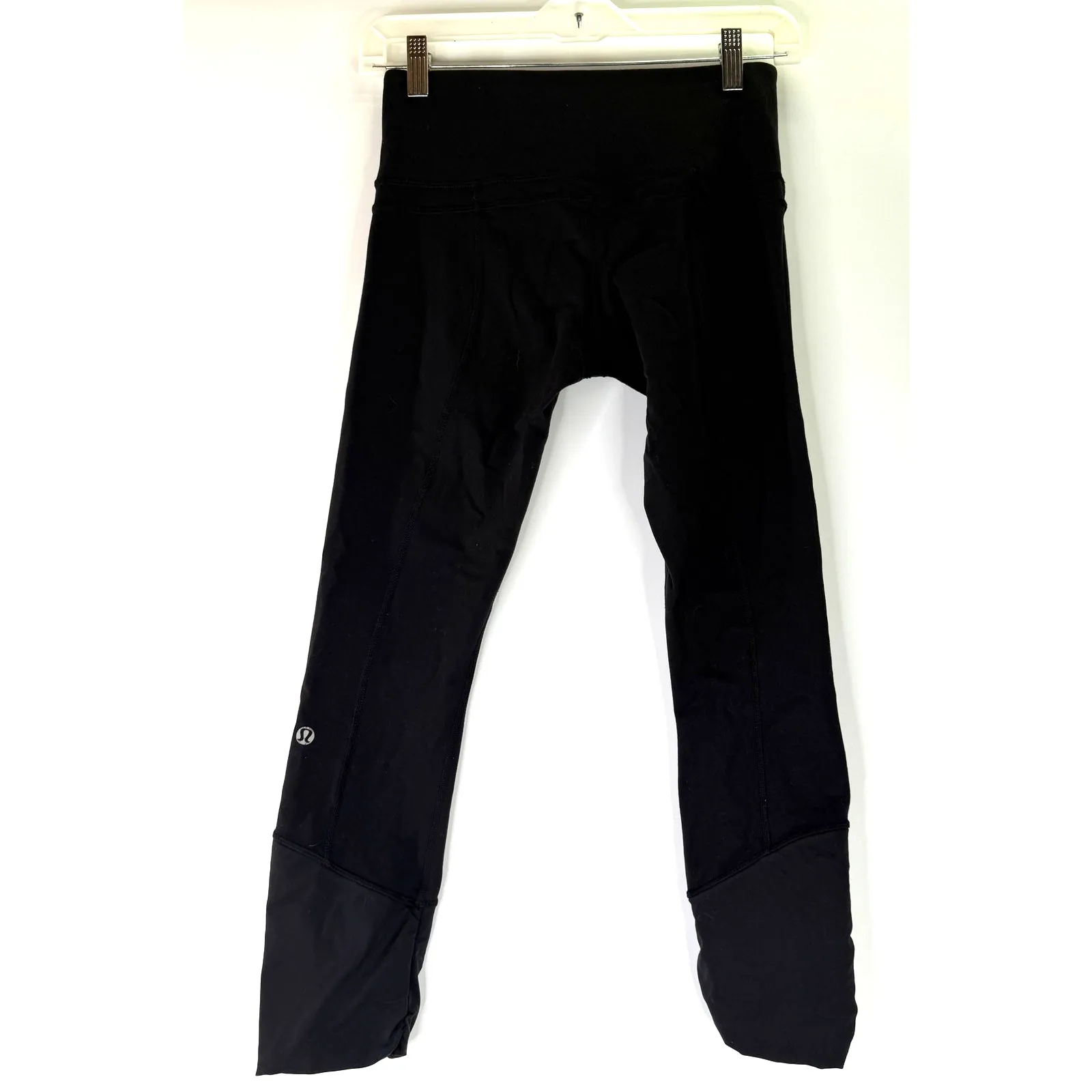 Lululemon Women's Black Leggings Pants Size 4 - Image 4