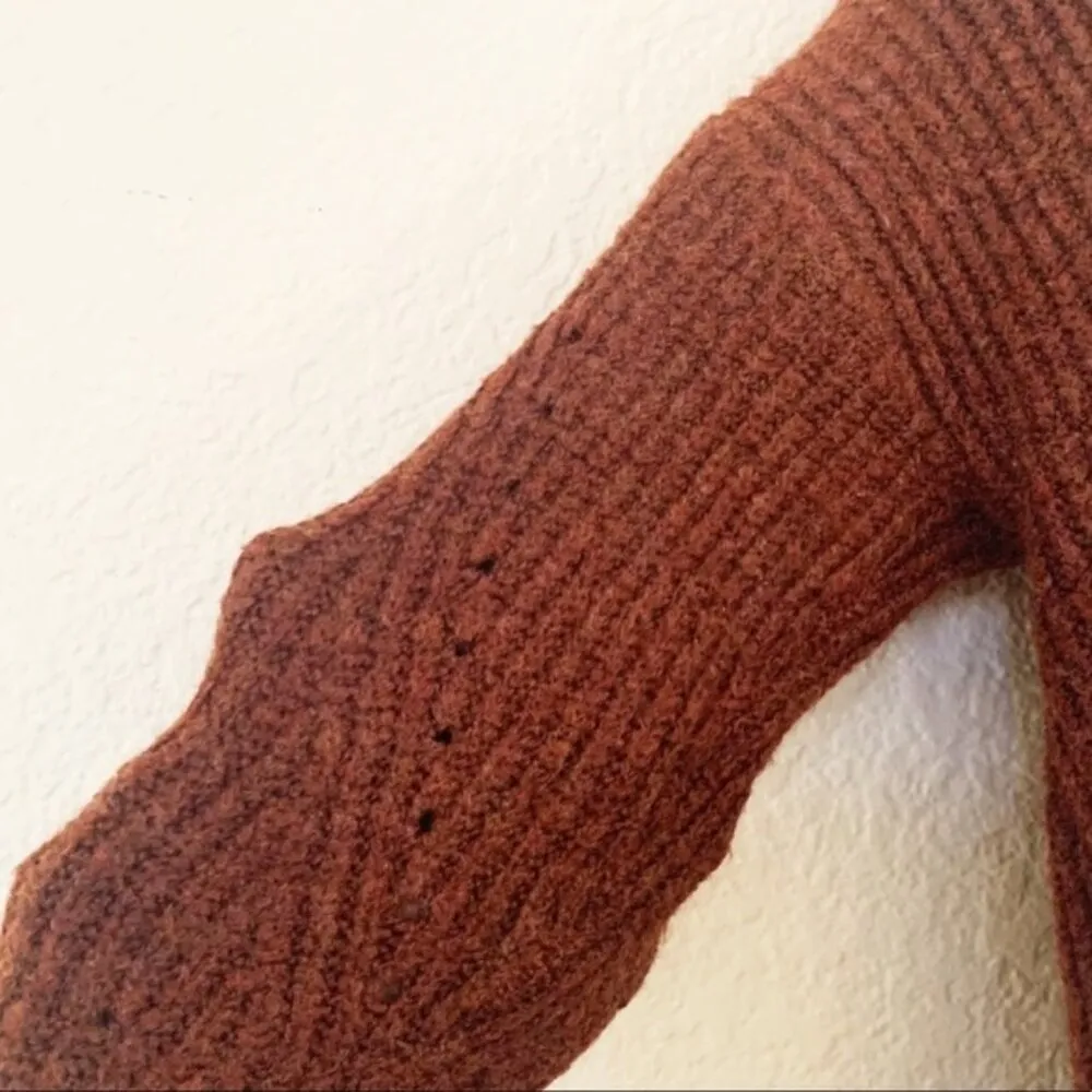 Old Navy Brown Chunky Knit Cozy Sweater - Image 6