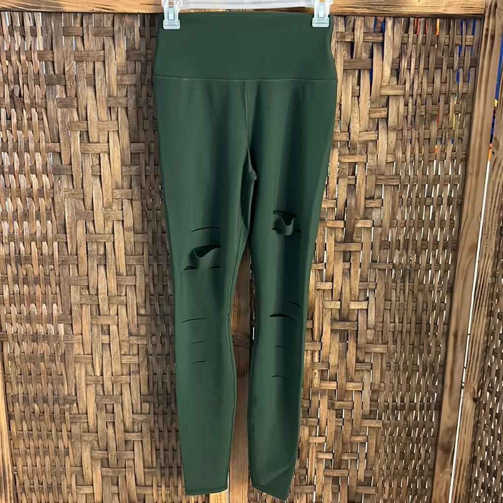Alo High Waist Ripped Warrior Legging Hunter Green Small - Image 2