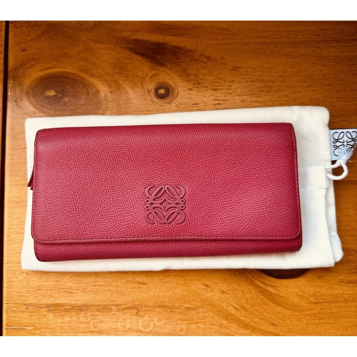 LOEWE Bi-fold Long Wallet Dark Pink 7.5" X 4"‎ X 1"  With Bust Bag Pre-owned - Image 7