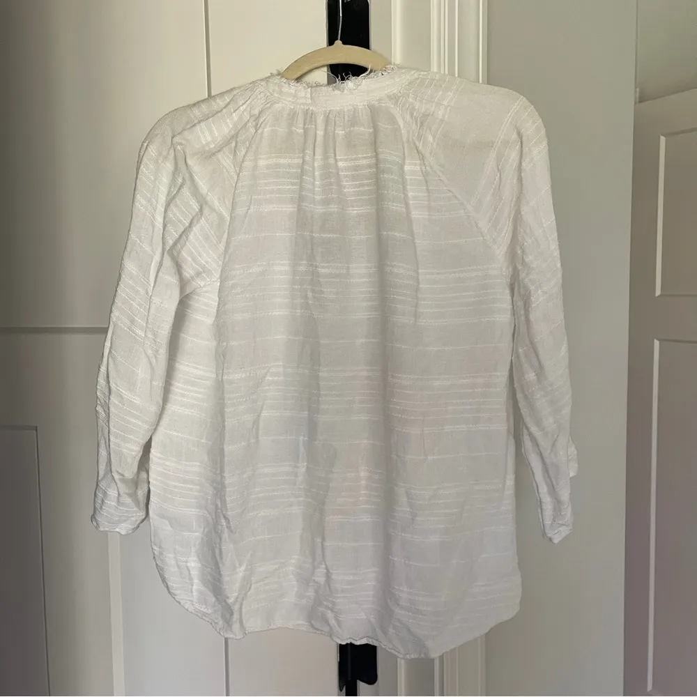 Bell Dahl White Linen Raw Hem V Neck Blouse - Image 5
