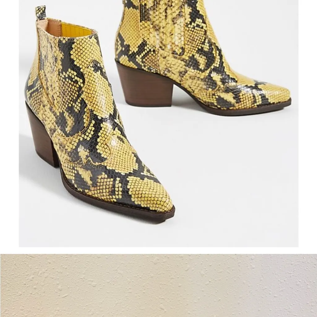 Sam Edelman yellow snakeskin boots. / booties reptile size 10 - Image 8