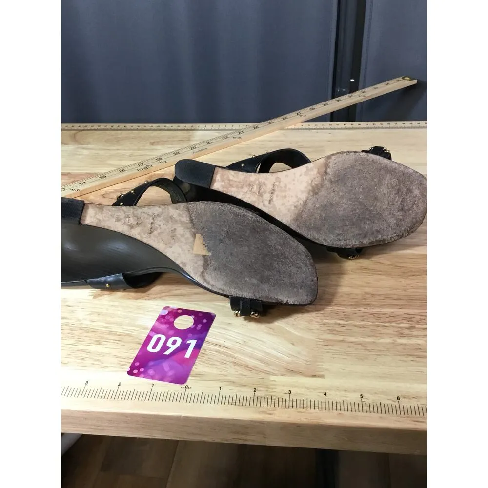 Tory Burch Women's 11M Black Genuine Leather Buckle Plaque Wedge Sandal - Image 6