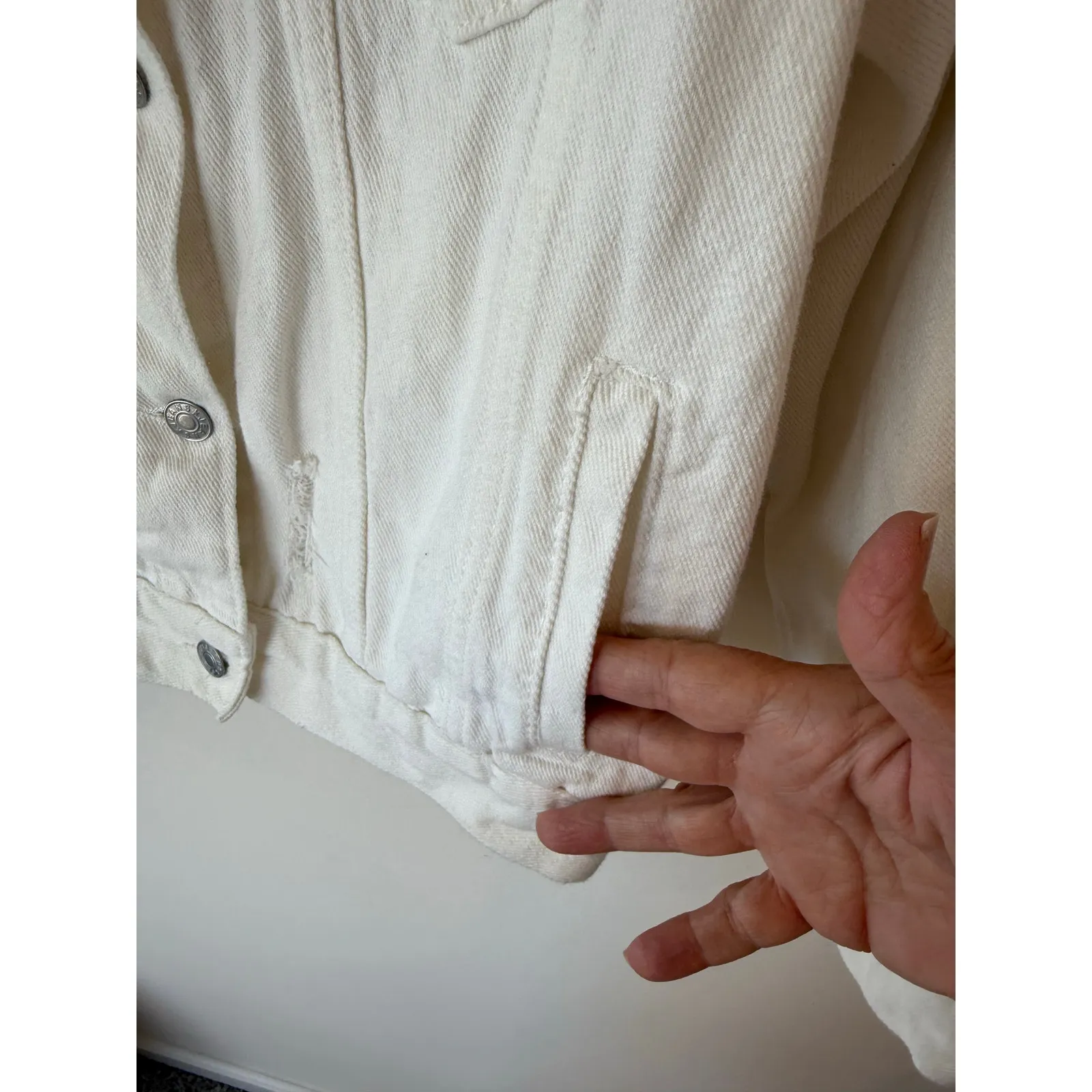 White Distressed Tucker Jacket Collar Front Button Cotton Blend Women's Size XL - Image 3